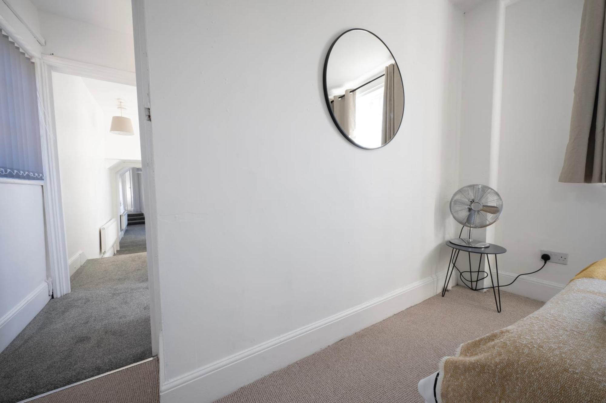 Holiday home 4-bedroom Canterbury